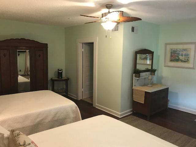 Lake Minneola Inn Екстериор снимка