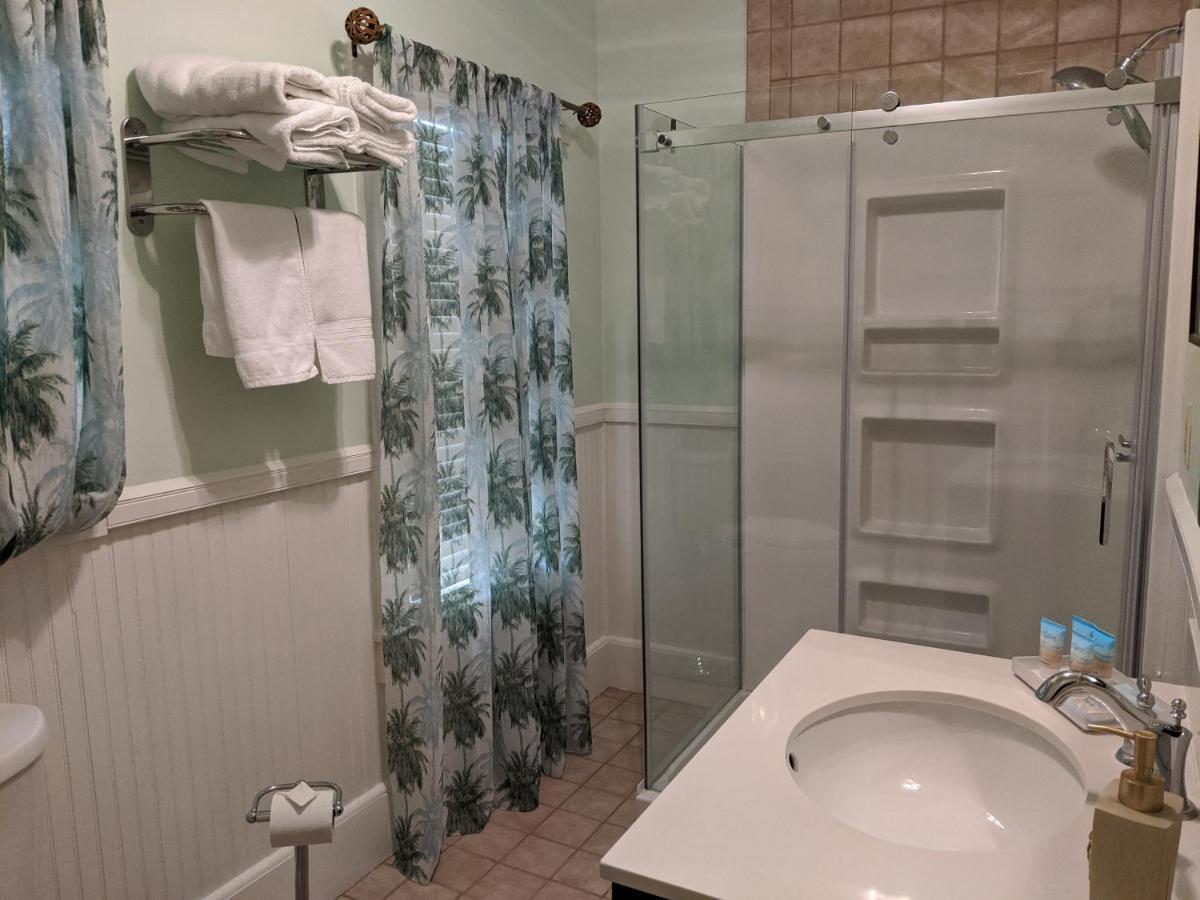 Lake Minneola Inn Екстериор снимка